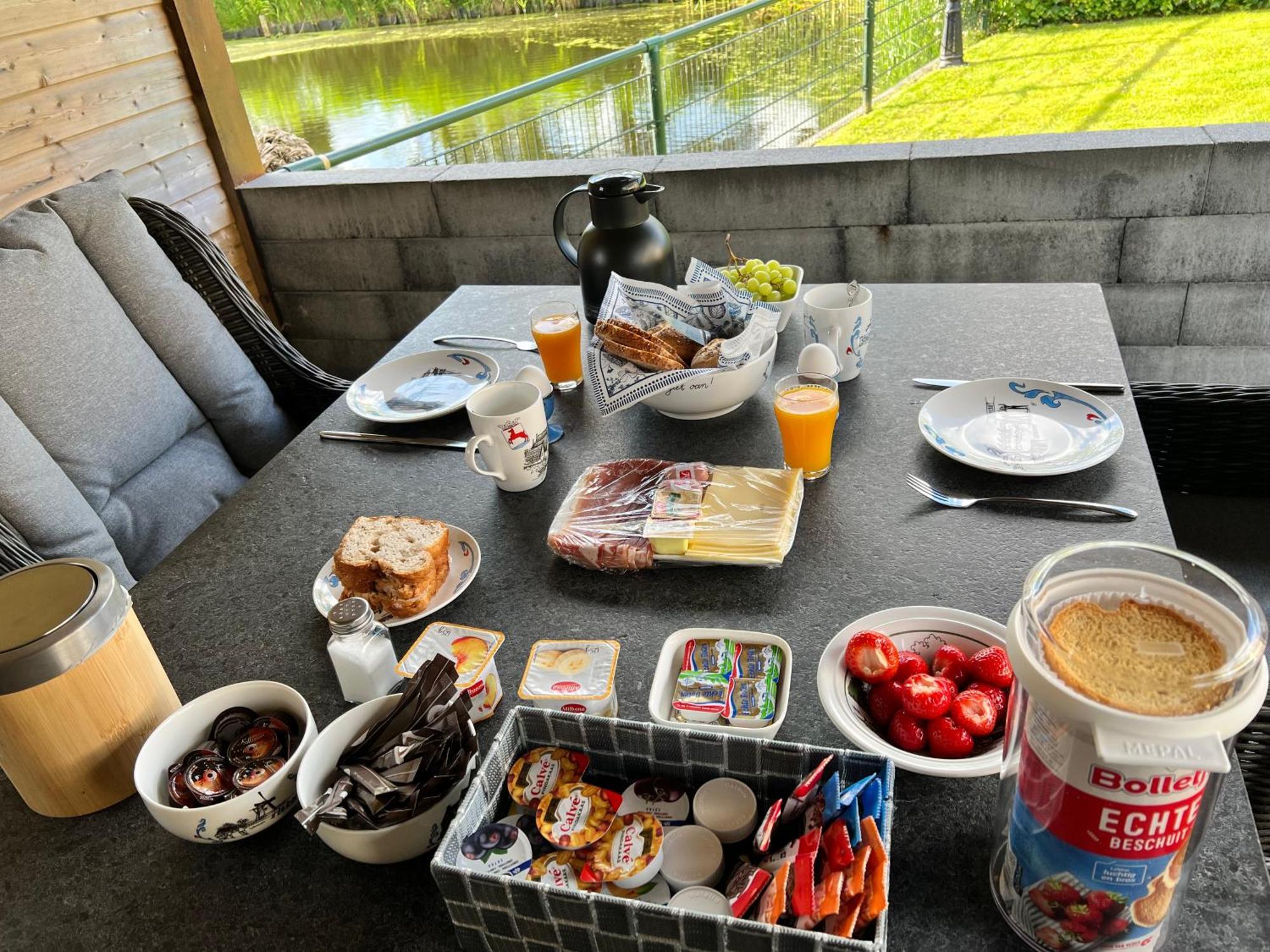 B&B Tina Sneek Esterno foto